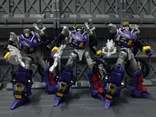 Maiden Japan Junkticon Blasters   New Images Show Armed Up Action Figures  (1 of 32)